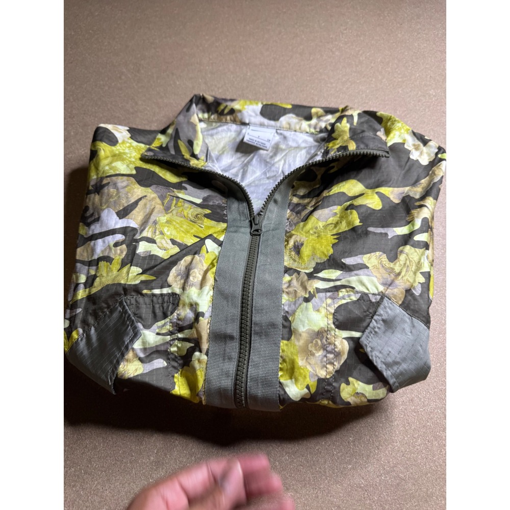 Nike Womens Floral Camo Ripstop Windbreaker Jacket Yellow Olive Green Small